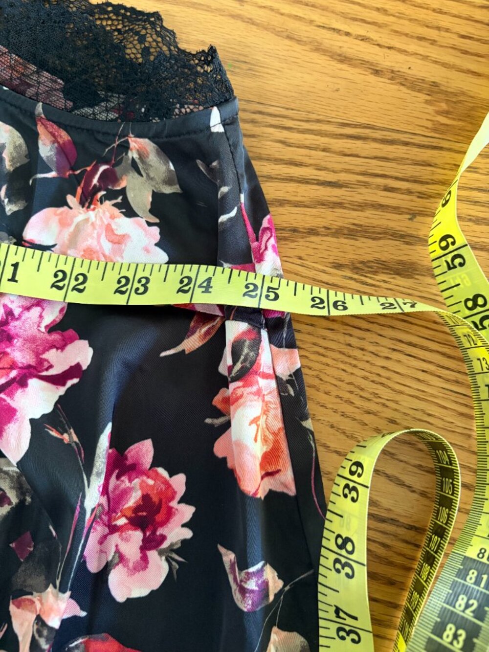 Torrid Satin Lace Trim Cami Size 18-20 In Aura Floral Black - Picture 4 of 7